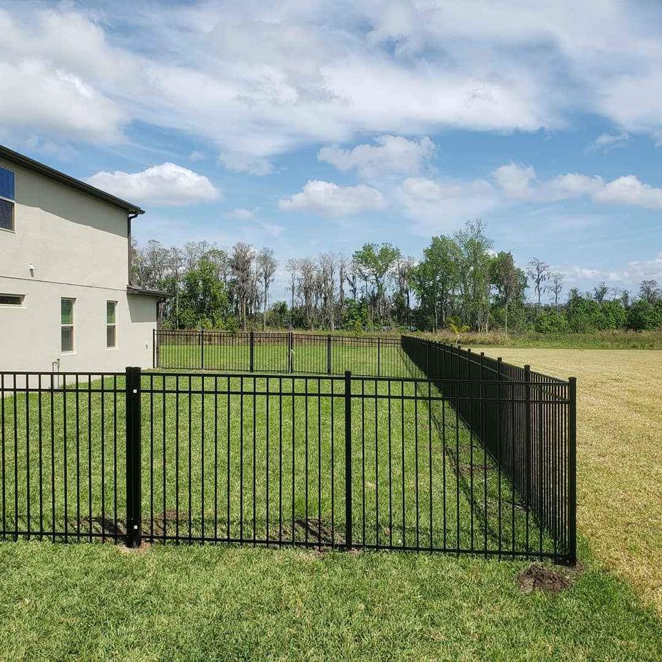 ALUMINUM FENCE